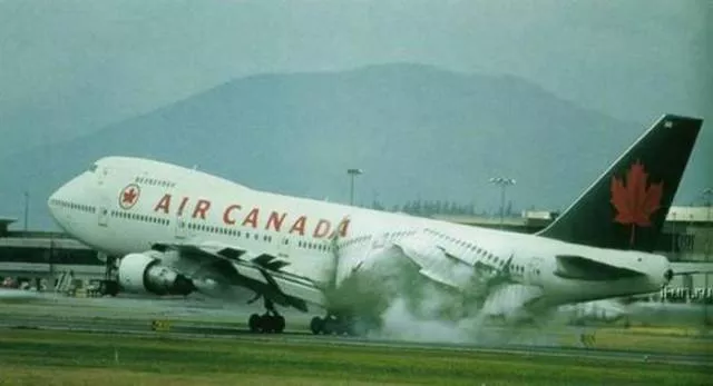 Plane crashes may come from nowhere - #8 Plane crashes may come from nowhere - #8