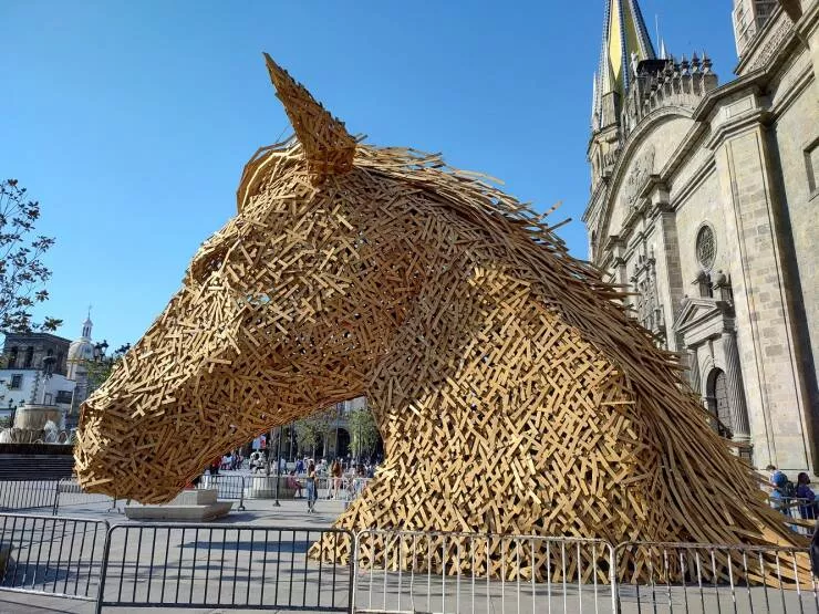 Rare objects to discover - #13 Sculpture made from discarded wooden boxes Rare objects to discover - #13 Sculpture made from discarded wooden boxes