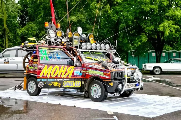 Unique vehicles around the world - #22 
