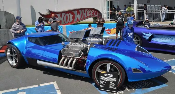 Unique vehicles around the world - #34 