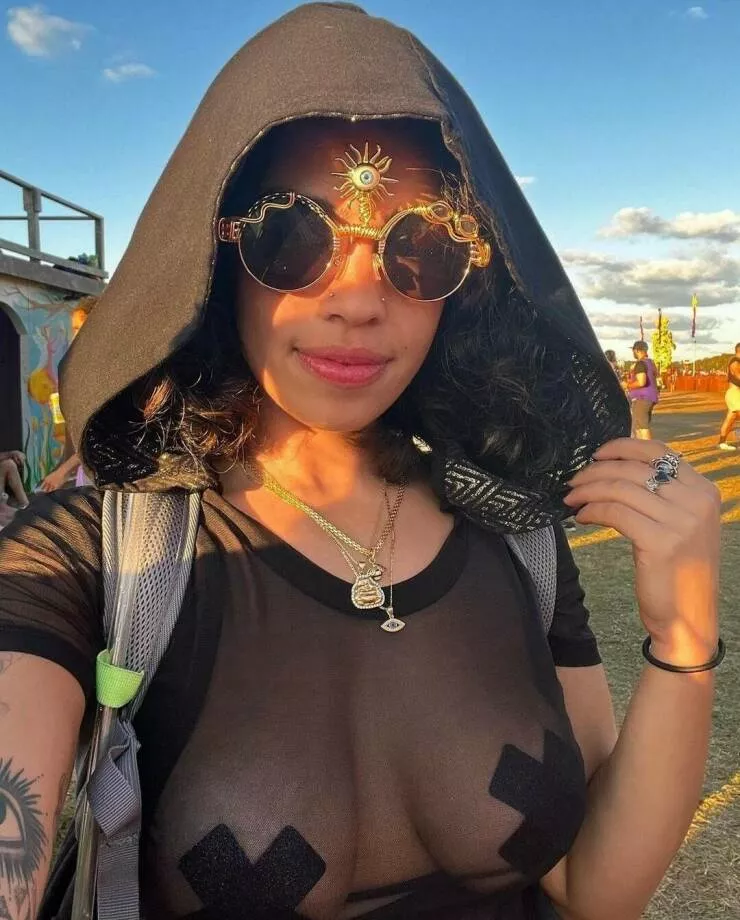 Sexy music festival girls - #4 