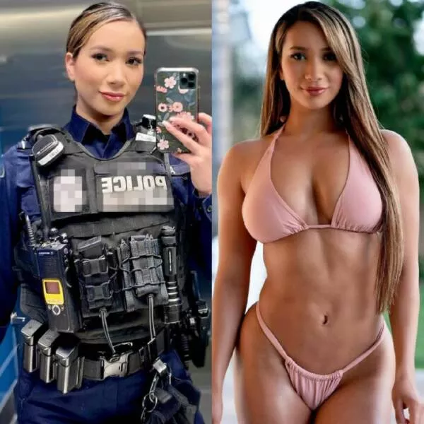 Filles chaudes avec et sans leurs uniformes - #12 