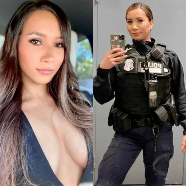 Filles chaudes avec et sans leurs uniformes - #4 