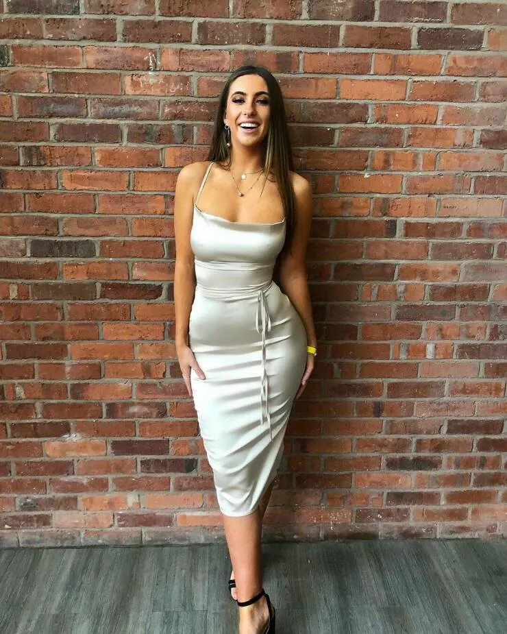 A few sexy dresses to start the day off right - #40 