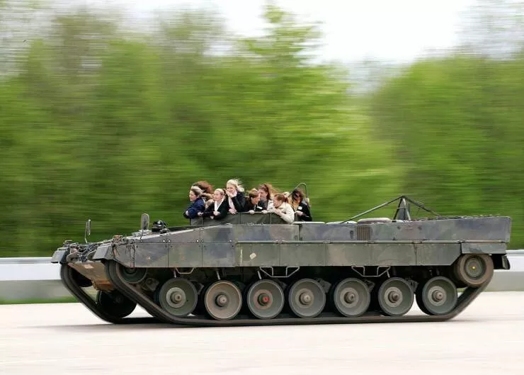 Picdump 690 - #38 
