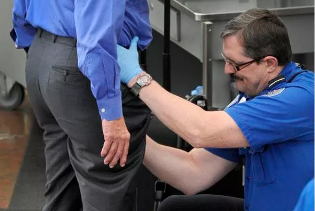 Pourquoi detestons nous les aeroports  - #4 