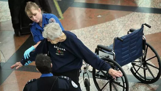 Pourquoi detestons nous les aeroports  - #9 