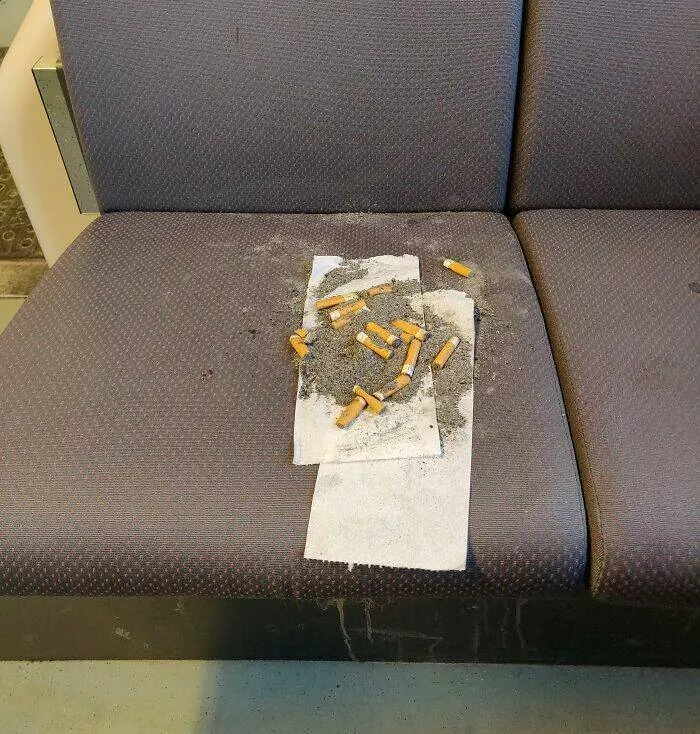 Nous naimons pas etre pres de ces passagers - #16 