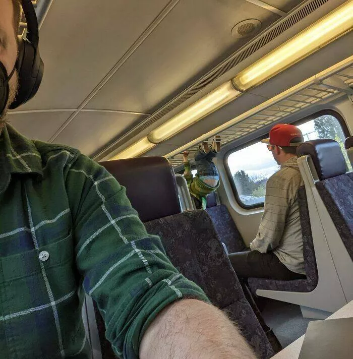 Nous naimons pas etre pres de ces passagers - #22 