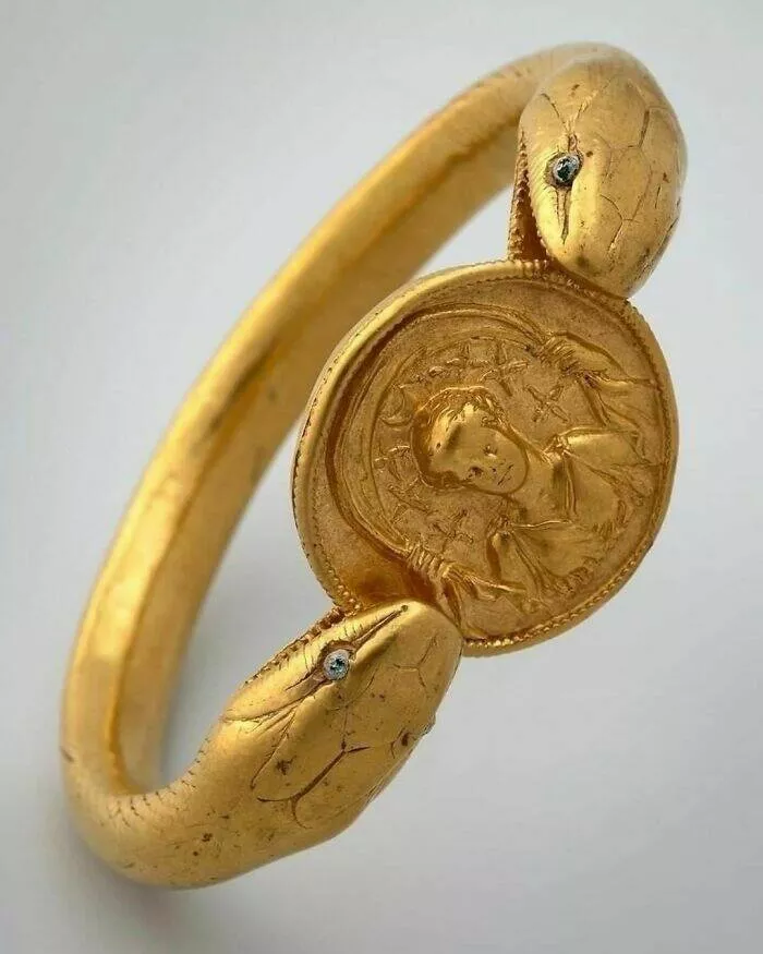 Top impressive archaeological discoveries - #7 