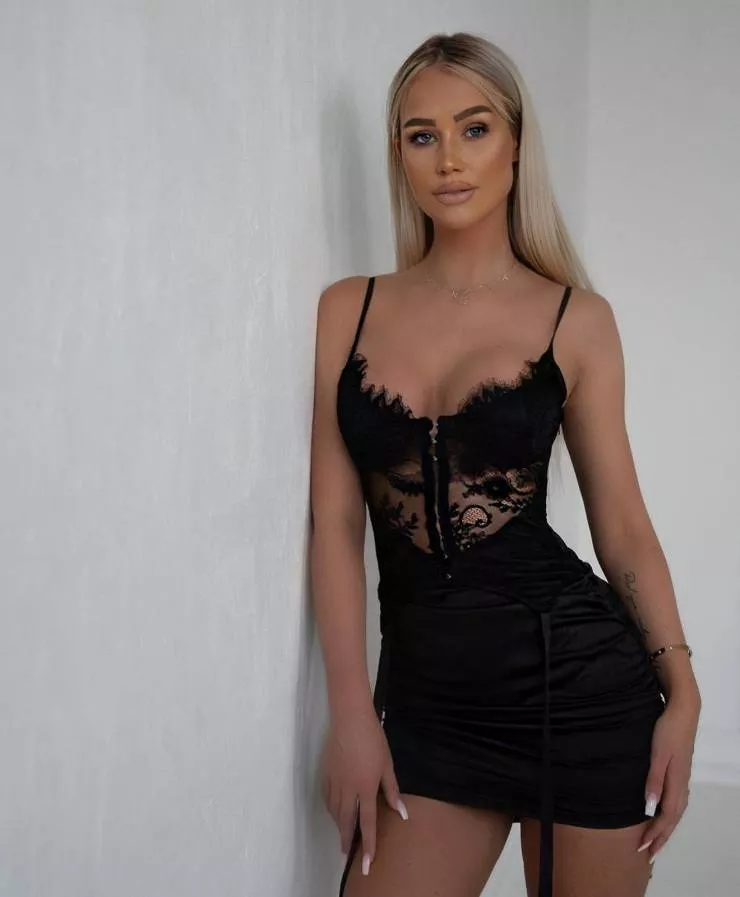 Sexiest dresses in the world - #30 