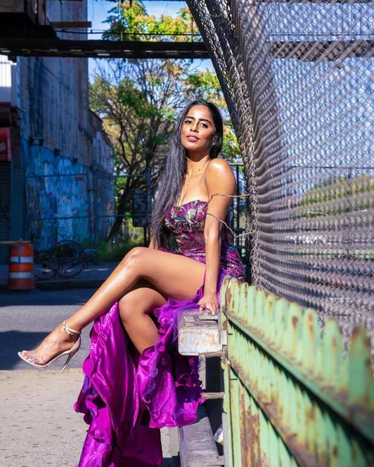 Very sexy with their long legs - #38 