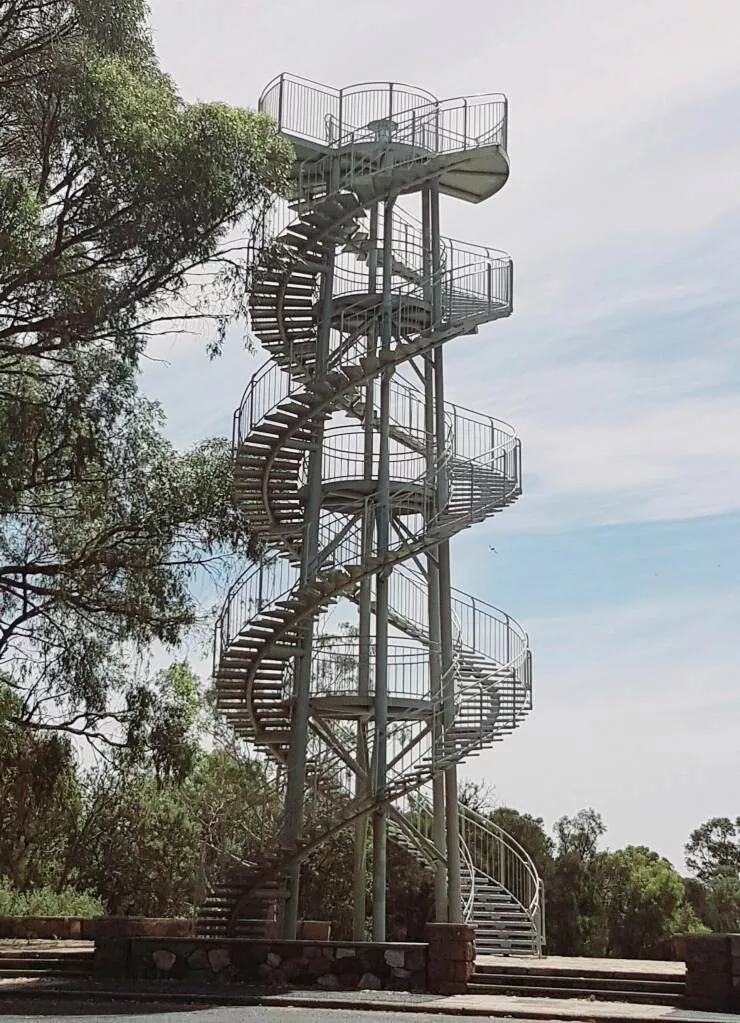 Picdump 762 - #15 Escalier de ciel 