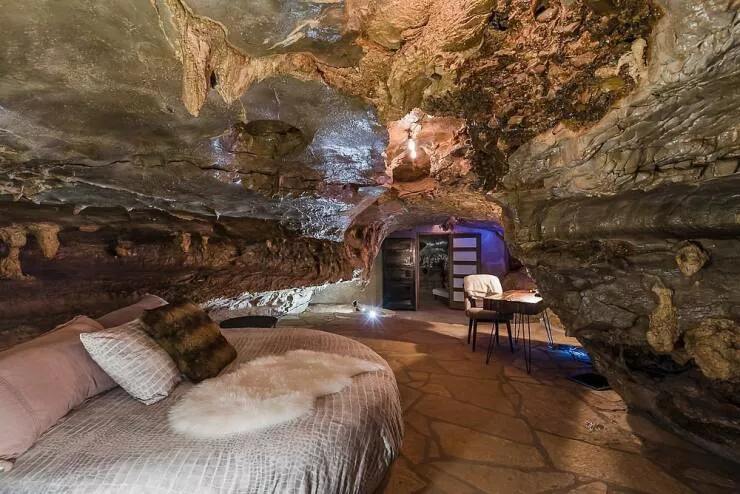 Une belle maison dans une cave - #36 