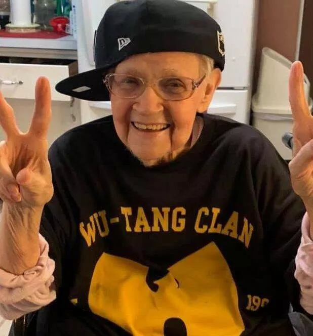 Picdump 768 - #2 Member of wu-tang