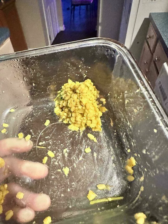 Frustration unleashed partners hilariously incompetent moments go viral - #23 My Husband Puts This Much Food Back in the Fridge to Avoid Doing the Dishes