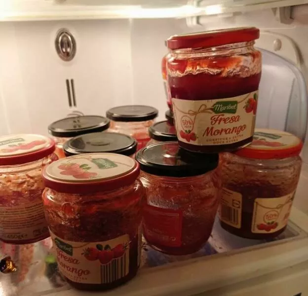 Frustration unleashed partners hilariously incompetent moments go viral - #27 My Husband Keeps Opening New Jars of Jam Before He's Even Finished the Last One.