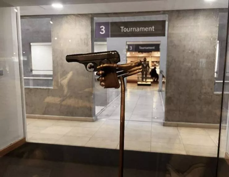 Emerveillements visuels une collection de photos vraiment fascinantes - #2 Voici le pistolet que Gavrilo Princip a utilisé pour assassiner l'archiduc François-Ferdinand, déclenchant la Première Guerre mondiale