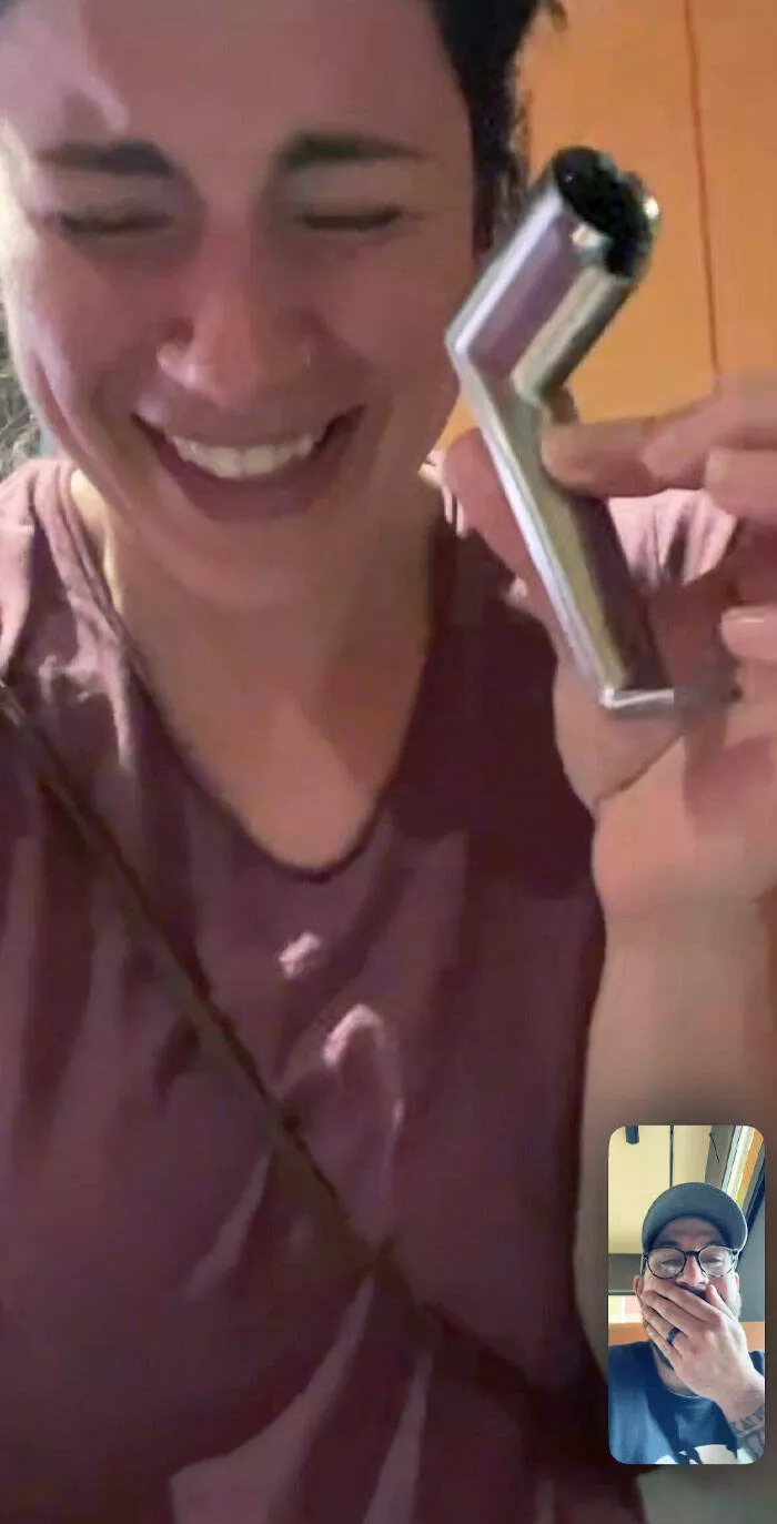 Queens of comedy partners in laughter hilarious girlfriends and wives - #19 My Girlfriend Just FaceTimed Me From Inside the Restaurant Bathroom Queens of comedy partners in laughter hilarious girlfriends and wives - #19 My Girlfriend Just FaceTimed Me From Inside the Restaurant Bathroom