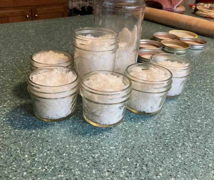 Wonders revealed gaze of discovery - #13 Boiled down 5 gallons of seawater, and this is all the salt obtained.