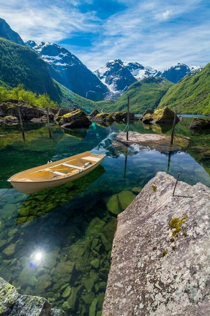 Decouvrir la splendeur norvegienne des photos captivantes mettant en valeur une beaute unique - #13 Lac en Norvège