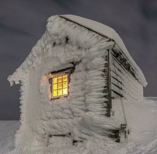 Discovering norwegian splendor captivating photos of unique beauty - #28 A Cozy Cabin Near the Voss Mountains in Norway