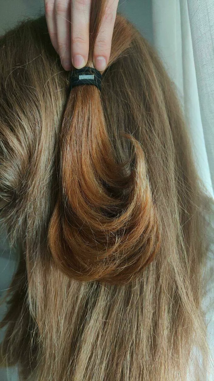 Mind bending perspectives compelling comparison photos to challenge your views - #25 A Chunk of My Red Hair at 16 Compared to My Faded Hair at 27