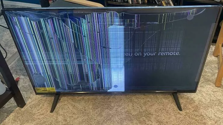 Sympathetic chronicles internet compassion in the face of misfortune memoirs - #24 Father-in-law spent decades with a terrible TV that finally died. Brand new 4k TV arrived today, and this is the first power on.