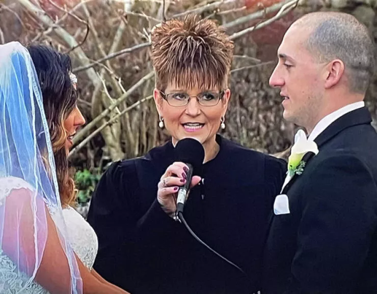 Bold styles showcasing outlandish hair adventures and crazy haircuts - #17 