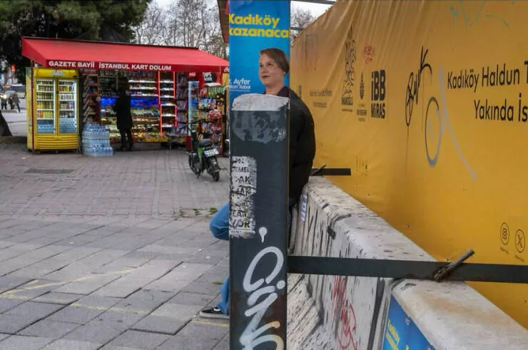 Urban elegance street serendipity in captivating photographs where timing steals the show - #36 