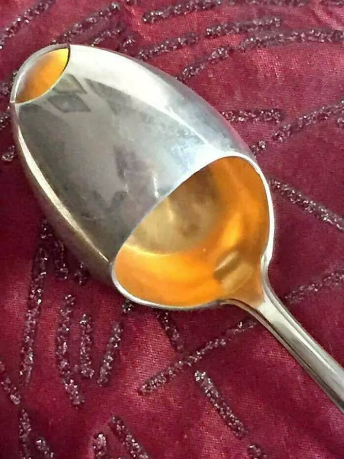 Puzzling enigmas unveiling the mystery objects that left everyone scratching their heads - #2 A silver spoon with the top part?