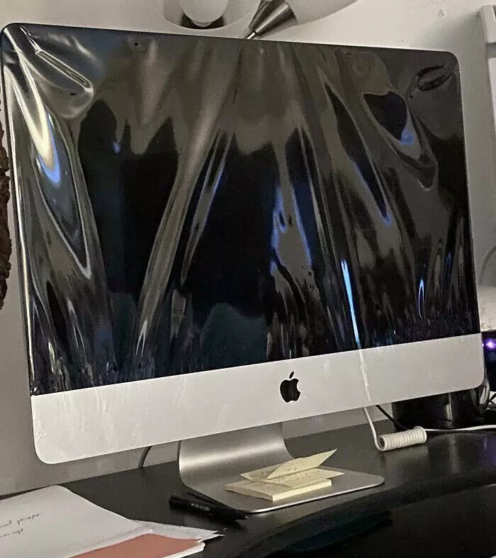 Elever des enfants a lere numerique un guide pour prosperer dans lere digitale - #30 Ma mère aime garder le plastique sur son bureau