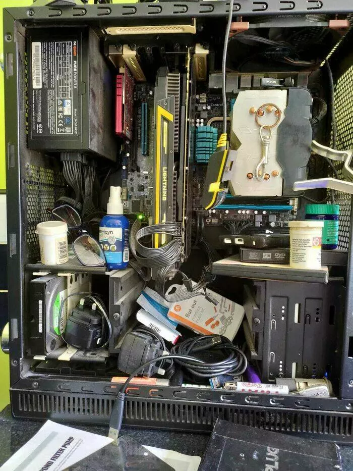 Navigating parenthood a guide to thriving in the digital age - #5 My Father's PC, Ladies And Gentlemen