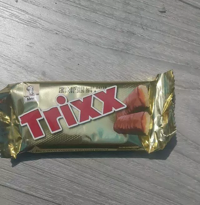 Humorous product blunders exploring hilariously unsuccessful bootleg creations - #14 