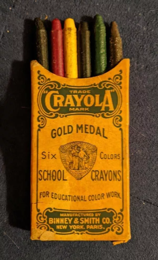 Merveilles visuelles eblouissantes des images vraiment fascinantes - #19 This is what a pack of 110-year-old crayons looks like. Merveilles visuelles eblouissantes des images vraiment fascinantes - #19 This is what a pack of 110-year-old crayons looks like.