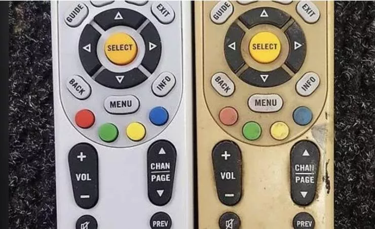 Transformations visuelles captivantes avant apres en images - #15 Une nouvelle télécommande de télévision par rapport à une utilisée par un fumeur :