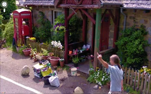 Wtf scenes caught on google street view - #12 