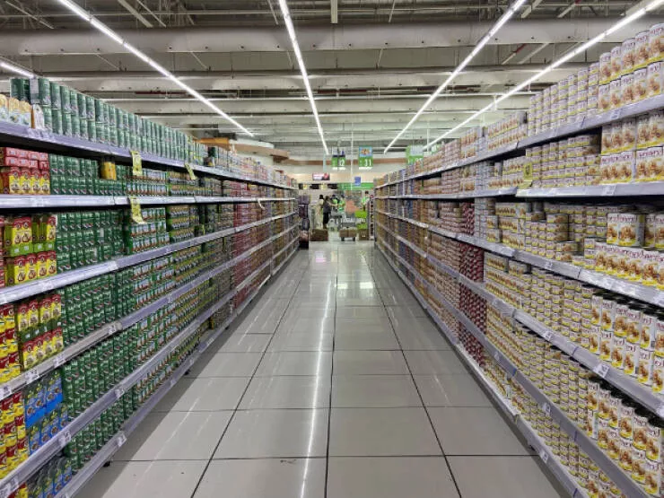 Instant gratification images that bring immediate satisfaction - #4 The neat lineup of cans.