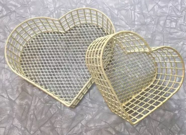 Rediscovering 90s nostalgia treasures from every millennials childhood home - #25 Heart-shaped organizers with rubbery coating, impractical for drawers