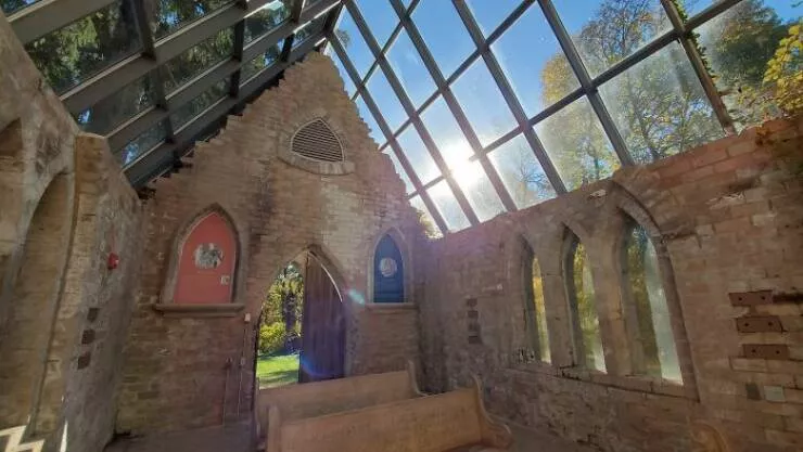 Intriguing discoveries subtly surprising finds that captivate - #47 Instead of rebuilding the collapsed roof of this small chapel traditionally, it was reconstructed using glass Intriguing discoveries subtly surprising finds that captivate - #47 Instead of rebuilding the collapsed roof of this small chapel traditionally, it was reconstructed using glass