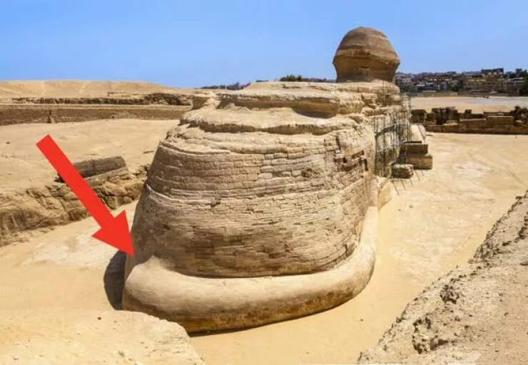 Rare historical photos that will alter your worldview - #7 The Great Sphinx of Giza...has a tail!!!