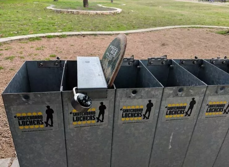 Captivating scenes from school and university life - #38 This Middle School Has a Locker for Skateboards
