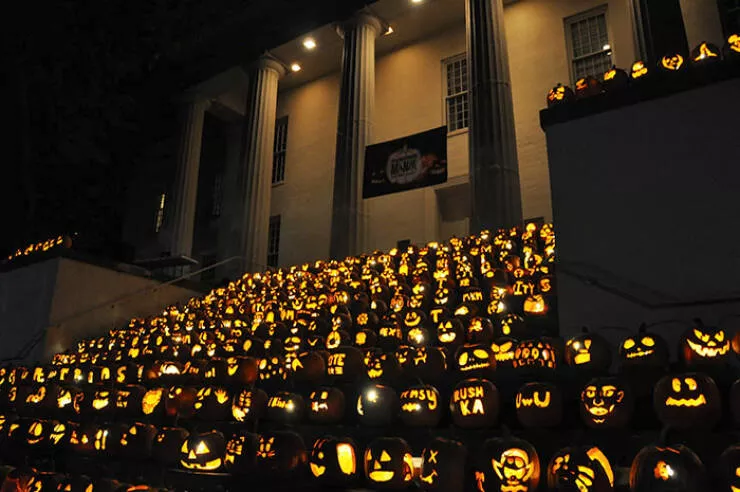 Captivating scenes from school and university life - #39 Transylvania University During Halloween