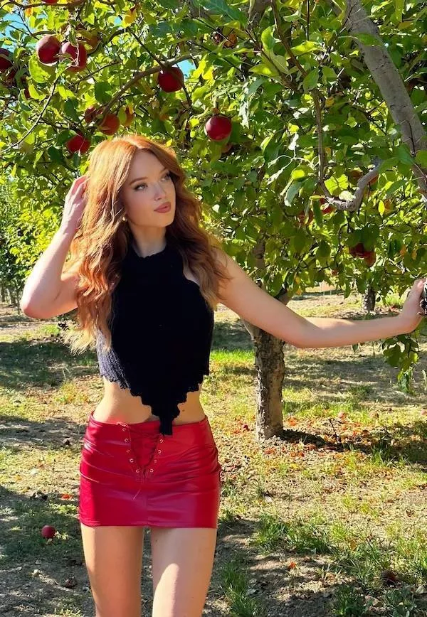 These redheads are extremely sexy - #40 