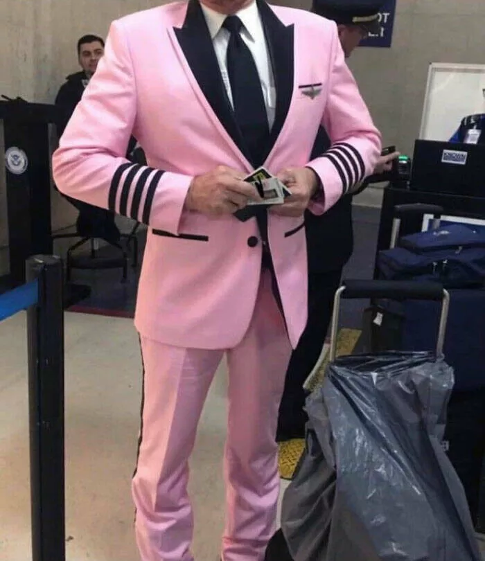 Airport anarchy wild photos that break all the rules - #4 This pilot on his retirement flight wanted to make it special, and he truly did