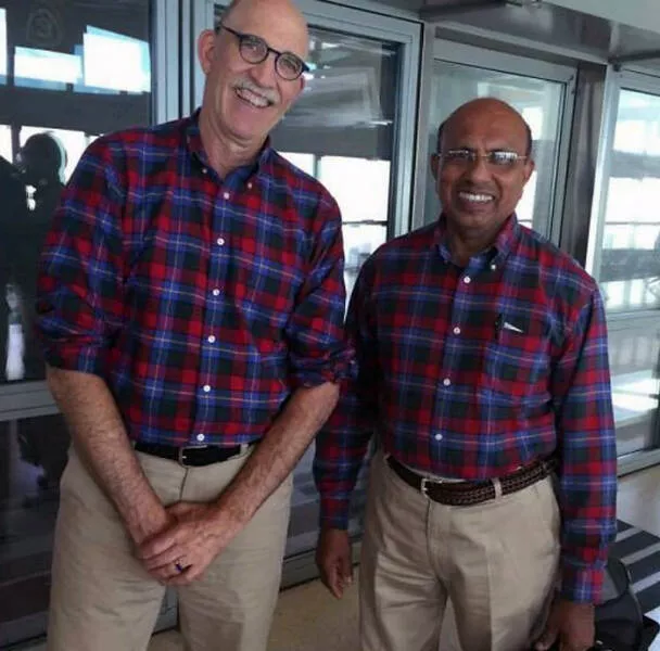 Airport anarchy wild photos that break all the rules - #5 My dad met his lookalike at Newark Airport