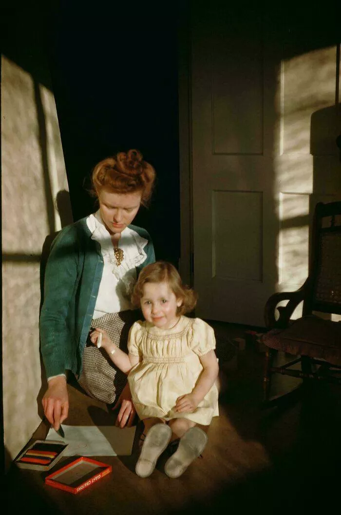 Moments quotidiens intemporels captures en photos historiques - #15 Mon arrière-grand-mère et ma grande tante (~1946)
