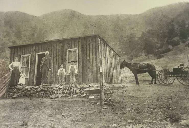 Timeless everyday moments captured in historical photographs - #22 My great-grandparents' home from the late 1800s/early 1900s. Eventually, 7 kids lived here with them
