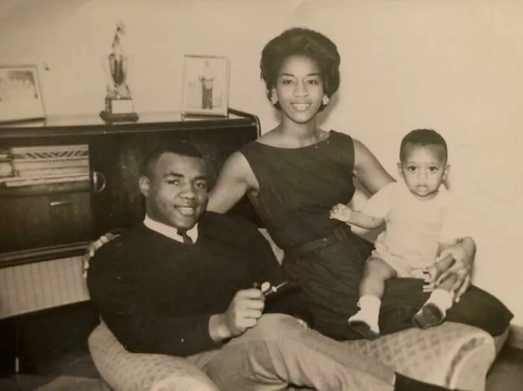 Timeless everyday moments captured in historical photographs - #3 My father and grandparents in Louisiana, 1965