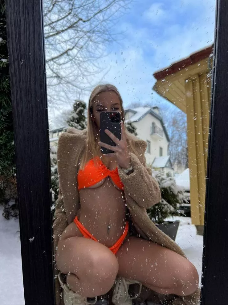 Bare bold 50 steamy mirror selfies - #35 